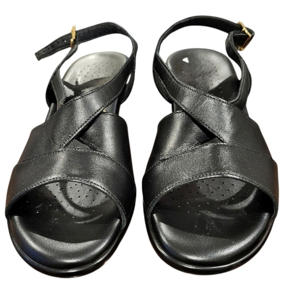 SAS Caress Black Cross Strap Wedge Buckle Strap Comfort Sandal Size 7 Slim - Picture 2 of 7